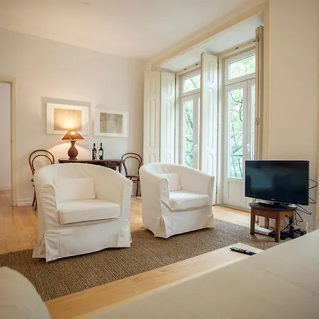 Central 3Bdr Apartment In Lisbon By Lovelystay-2